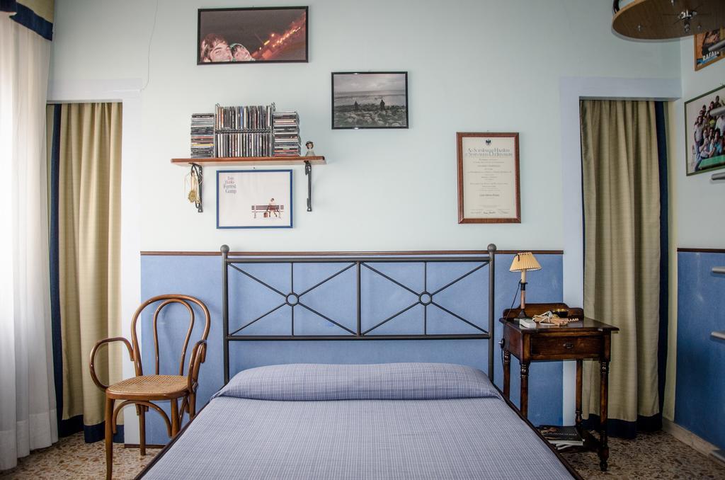 B&B Royal Palace Room Касерта Стая снимка
